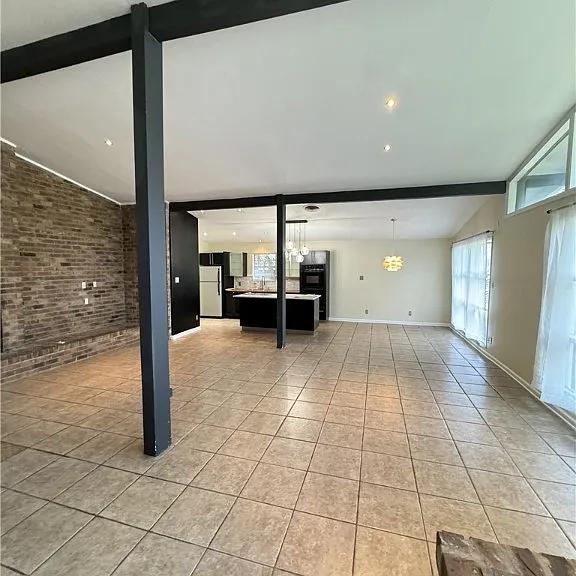 319 Windsor Rd — Photo 5