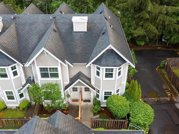 16418 NE 91st Street #108, Redmond, WA 98052