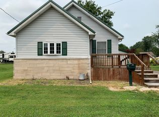 905 S Cross St, Robinson, IL 62454