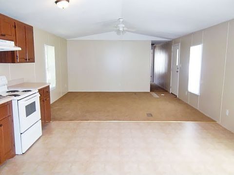 2nd image of 1359 Cat Tail Ln