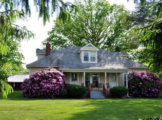 1406 Hokes Mill Rd, Ronceverte, WV 24970