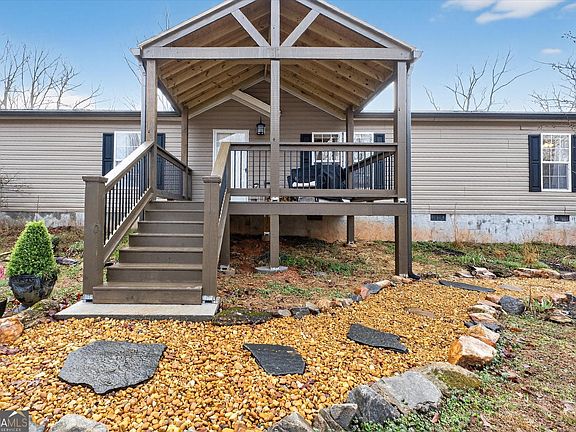 2nd image of 5672 Woodlin Rd