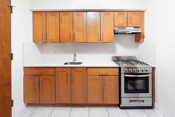 Rented by Engel and Volkers Brownstone Brooklyn | media 9