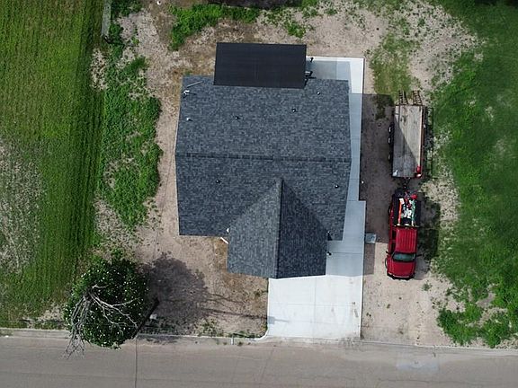 3rd image of 1202 Orange Heights Dr