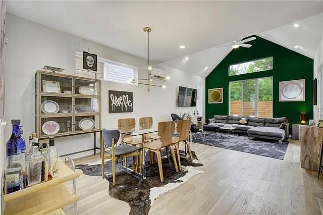 2nd image of 3606 Clary Way
