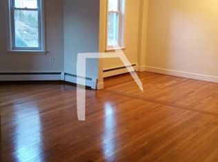 310 Tappan St APT 2, Brookline, MA 02445