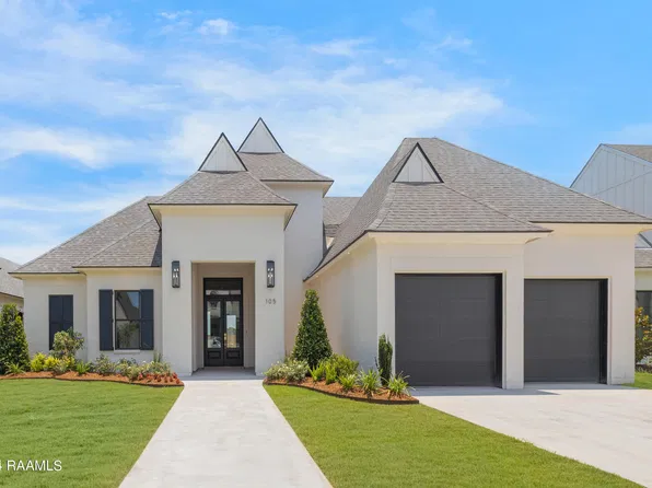 105 Lansing Ln, Youngsville, LA 70592
