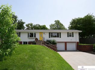 1433 S 76th St, Omaha, NE 68124