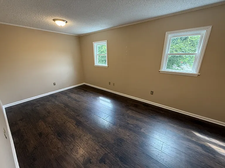 420-A Jackson Park Rd #1 — Photo 6