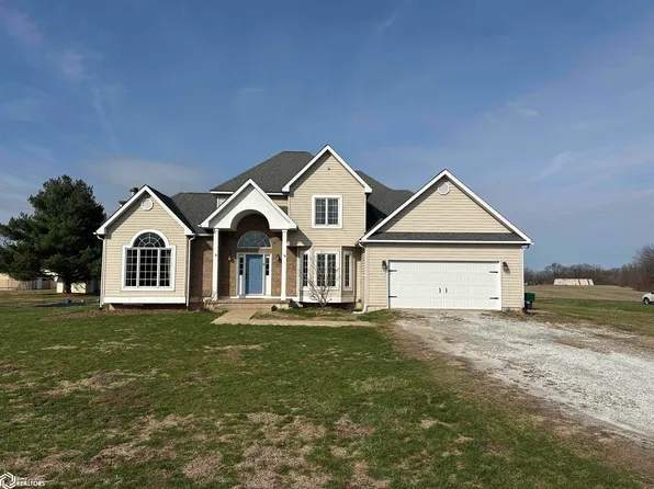 53 Walnut Dr, Nauvoo, IL 62354