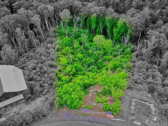 2nd image of 2109 Paradise View Way