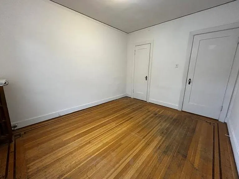 1086 W 10th Ave #6 — Photo 7