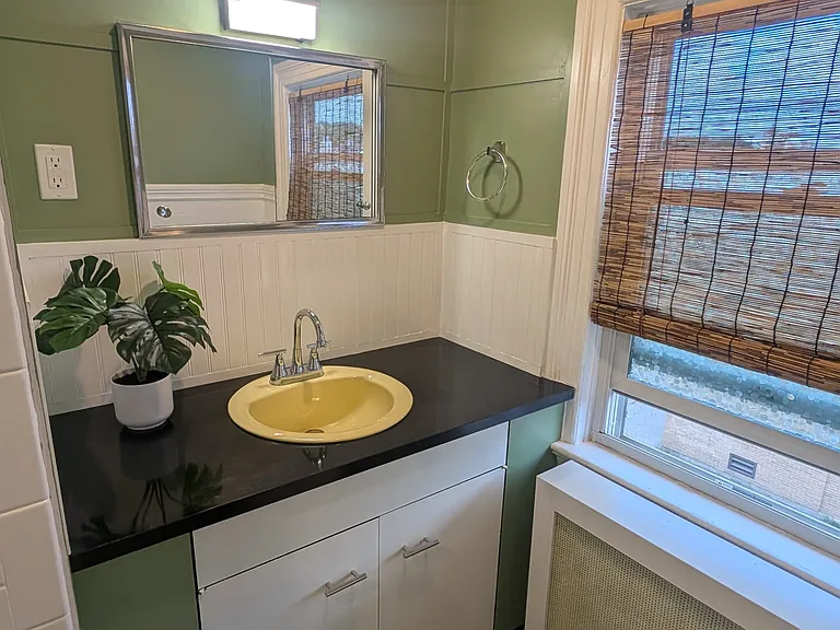 Bathroom 3rd floor