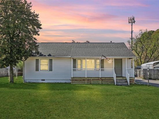 833 Harpersville Rd, Newport News, VA 23601