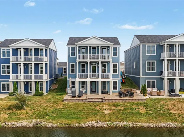 130 Suntan Way, Saint Charles, MO 63301