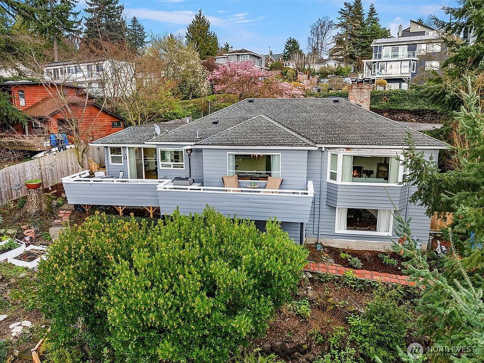 1st image of 15828 25th Avenue SW