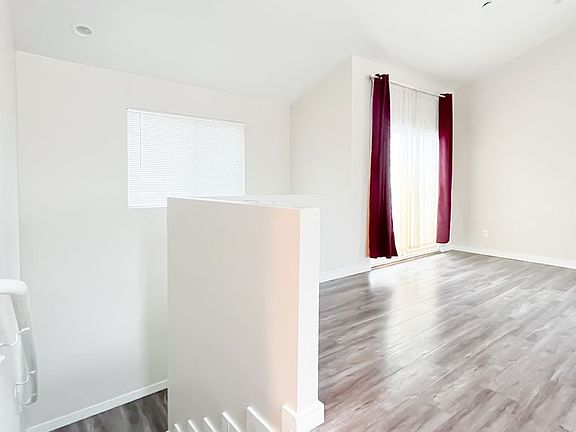 3rd image of 223 N Saint Louis St #78FC81250