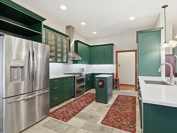 5th image of 2992 W Cedarbluff Drive