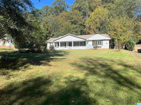 116 Poplar St, Trussville, AL 35173