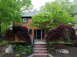 7451 York Dr, Saint Louis, MO
