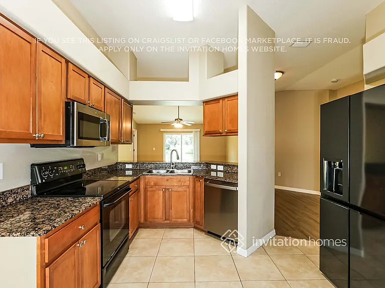 7205 Royal George Ct — Photo 8