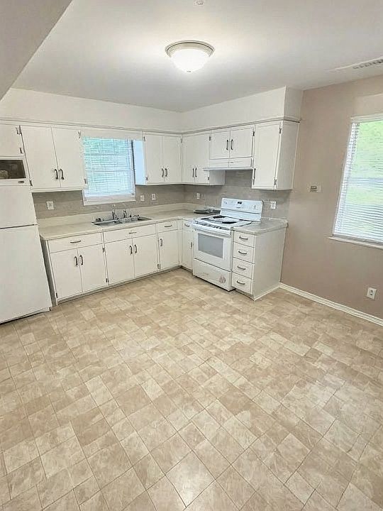1st image of 1346 Kiowa St