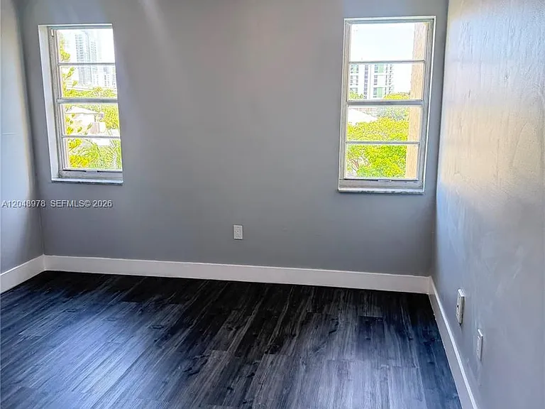 453 SW 2nd St #306C — Photo 11