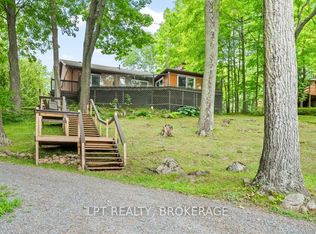 31 Acorn Ln, South Frontenac, ON K0H2V0