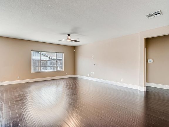 4th image of 10062 Curtin Ct