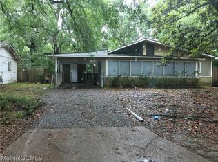 2514 Pineway Dr N, Mobile, AL 36605
