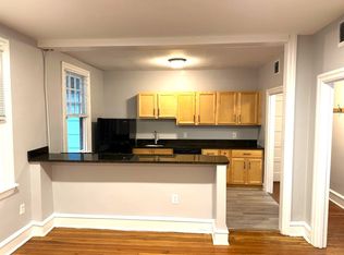 9 Station Rd APT 3, Ardmore, PA 19003