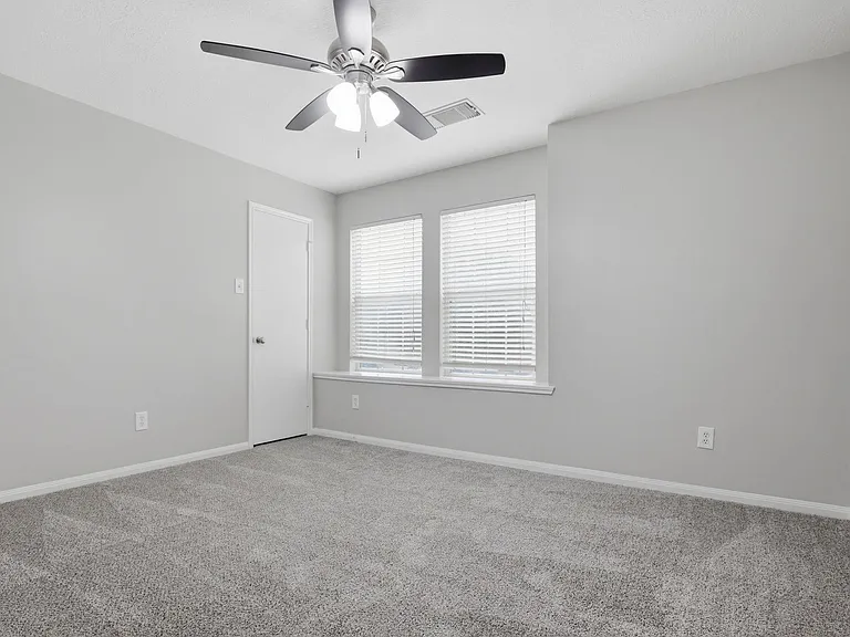 5727 Landon Creek Ln — Photo 15