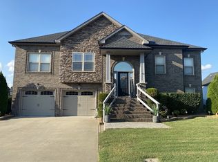 1521 Green Grove Way, Clarksville, TN 37043
