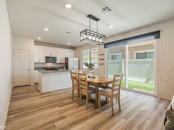 4th image of 28175 Ashtree St