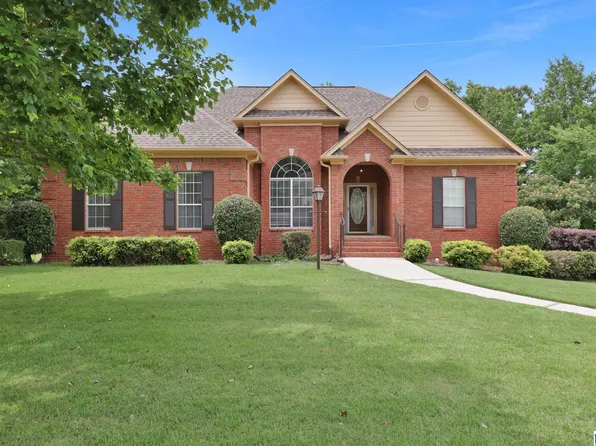 536 Overlook Rd, Fultondale, AL 35068