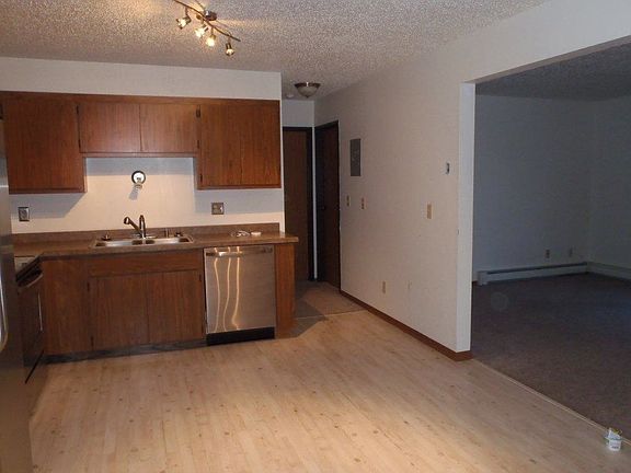 Kitchen/Living ZRoom