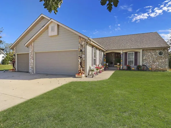 7041 Town Line ROAD, Waterford, WI 53185