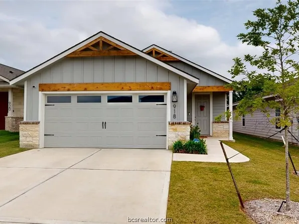 918 Fork Ct, College Station, TX 77845
