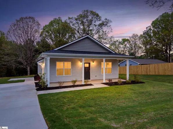 313 Ponder Rd, Greer, SC 29651