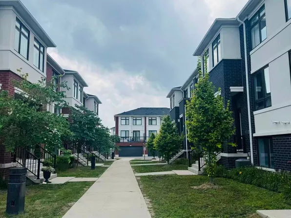 23 James Noble Ln, Richmond Hill, ON L4C 5S7