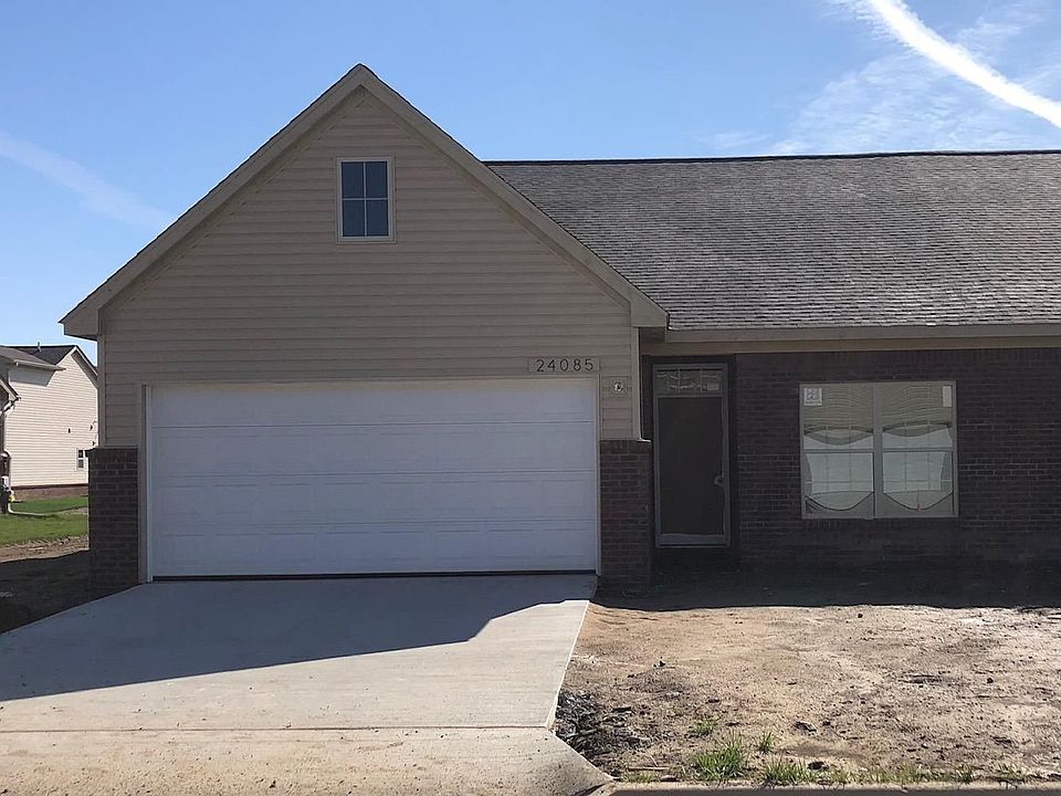 1st image of 24085 Hemlock Dr #44