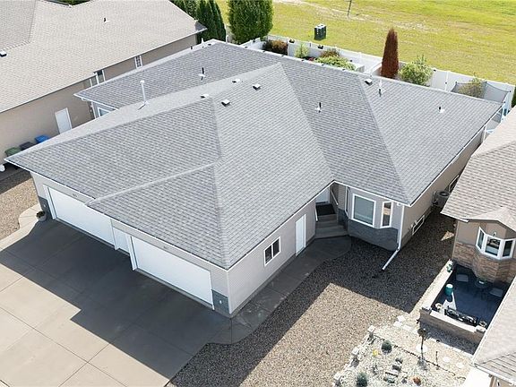 3rd image of 117 Good Spirit CRESCENT