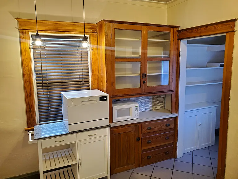 3558 Jones St — Photo 3