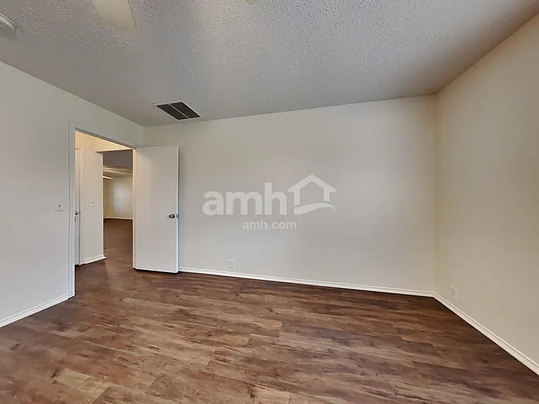 1523 Wavecrest Dr — Photo 13