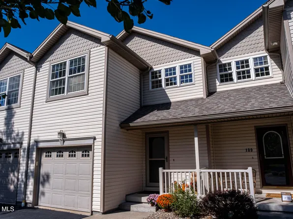 107 Augusta Dr, Hollidaysburg, PA 16648