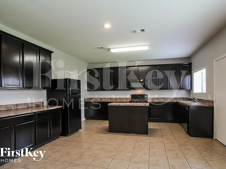 16406 Peyton Stone Cir — Photo 7