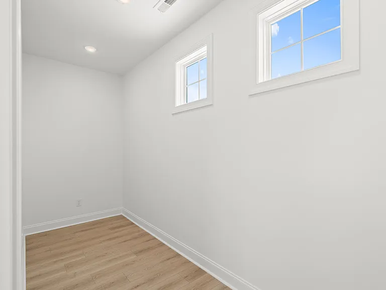 124 Arbor Ridge Cir — Photo 46