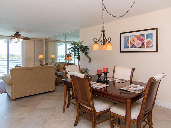 5th image of 6083 Bahia Del Mar Cir APT 461