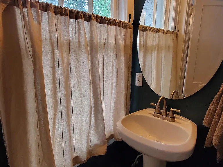 4527 Lawnview St — Photo 19