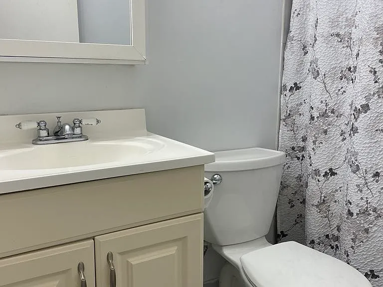 Bathroom with tub
